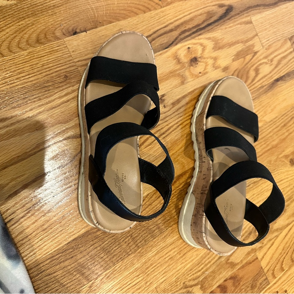 Woven Heart Black Elastic Strap Espadrille Sandals